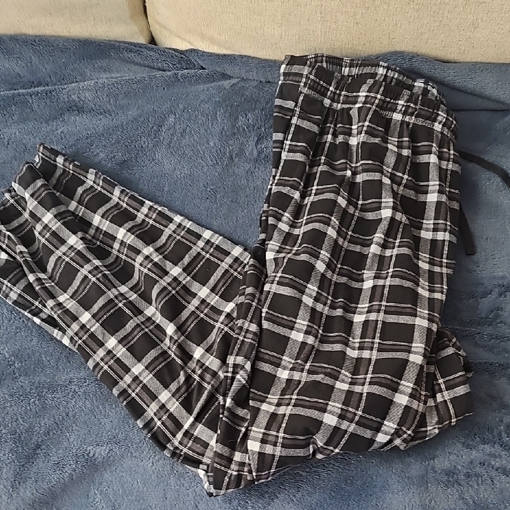 Nautica Black and White Sweatpants with Plaid Accents Size XXL